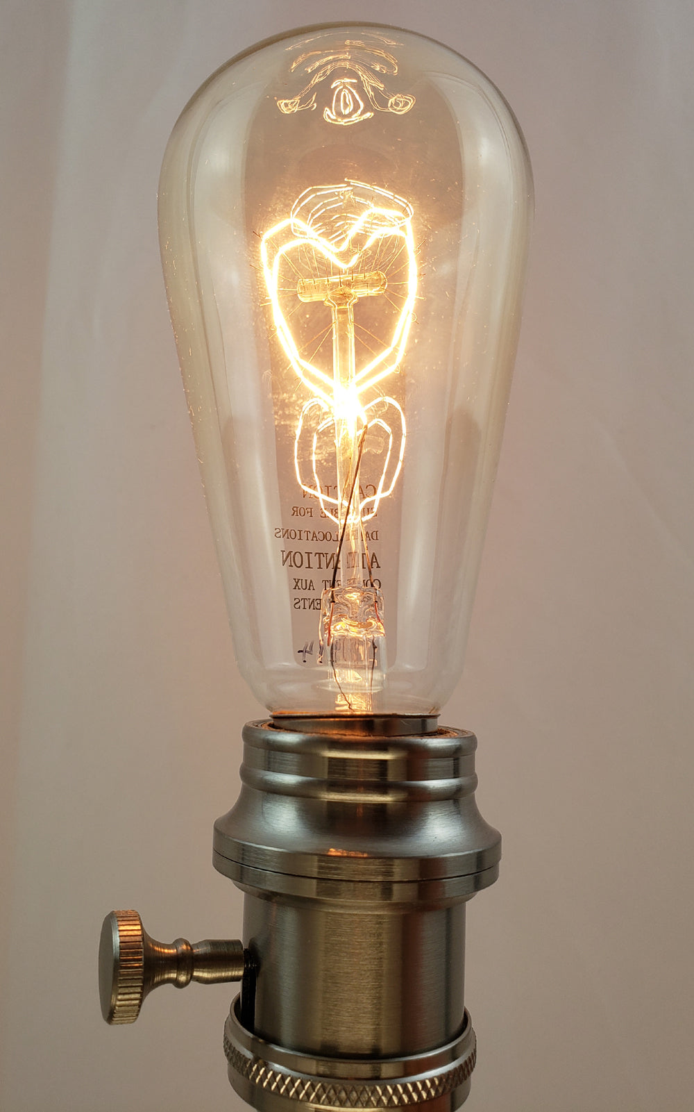 Incandescent Antique HEART SHAPED Filament Light Bulb 2200K - CLEAR - ST64 HAIRPIN STYLE