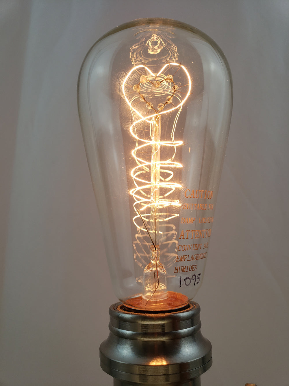 Incandescent Antique HEART SHAPED Layered Filament Light Bulb 2200K - CLEAR - ST64 HAIRPIN STYLE